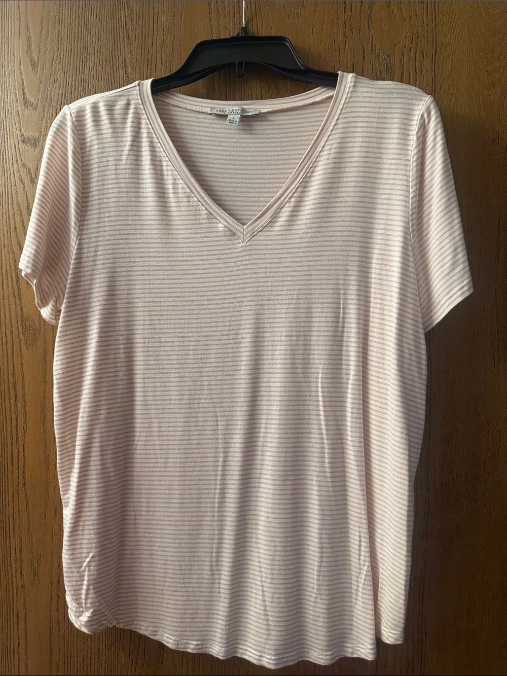 Green Envelope Blush & White Striped V-Neck Short Sleeve Tee
